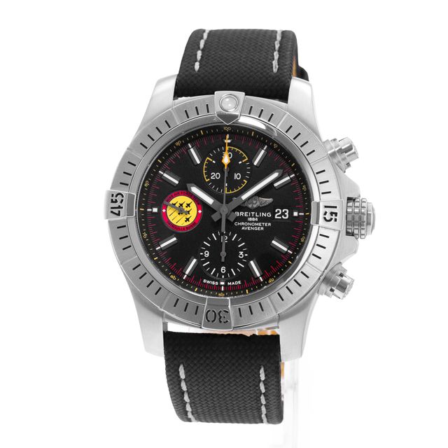 Breitling Avenger Chronograph 45 A13317 Image 4
